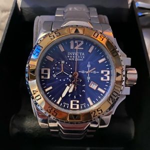 Invicta reserve excursion watch
